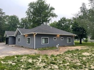 7681 Oswego Rd, Liverpool, NY 13090