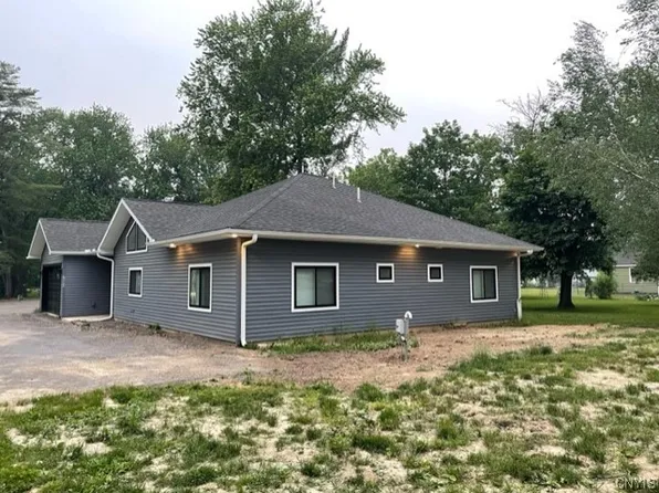 7681 Oswego Rd, Liverpool, NY 13090