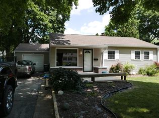 2117 Dorchester Ave, Kalamazoo, MI 49001