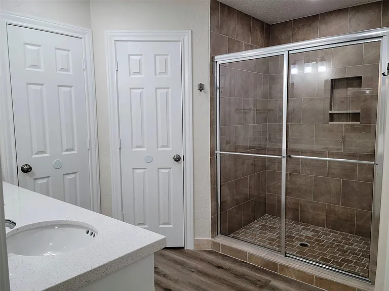11926 Stillwater Dr — Photo 17
