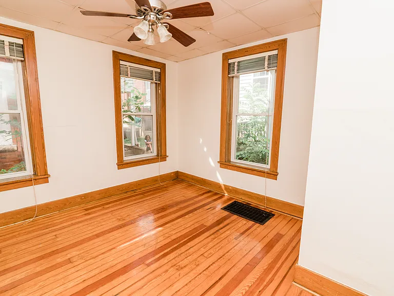 303 W Atchison St #A — Photo 4