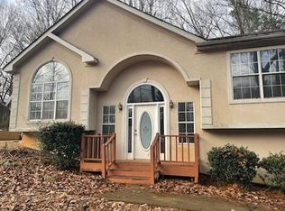 258 Settlers Mill Run, Hiram, GA 30141