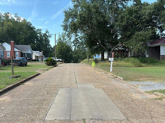 4th image of 231 S Cannon Ave