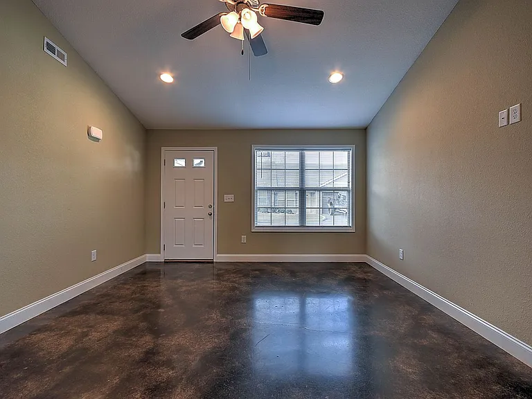 53 Sutter Pl — Photo 17