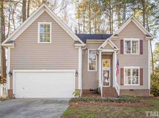 12105 Ranleigh Ct, Raleigh, NC 27613