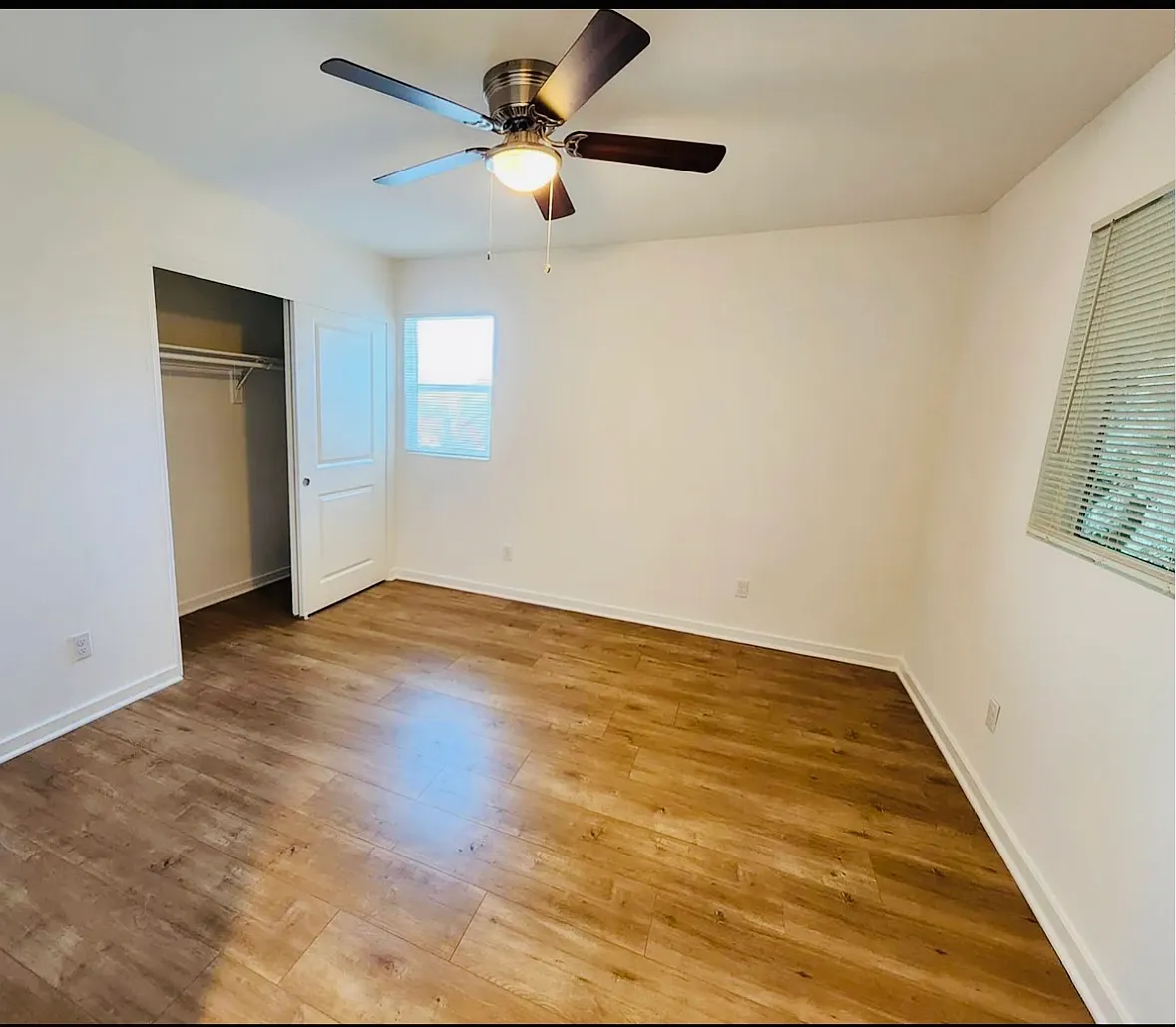 3 bed, 1276 sqft, $3,500 — Photo 3
