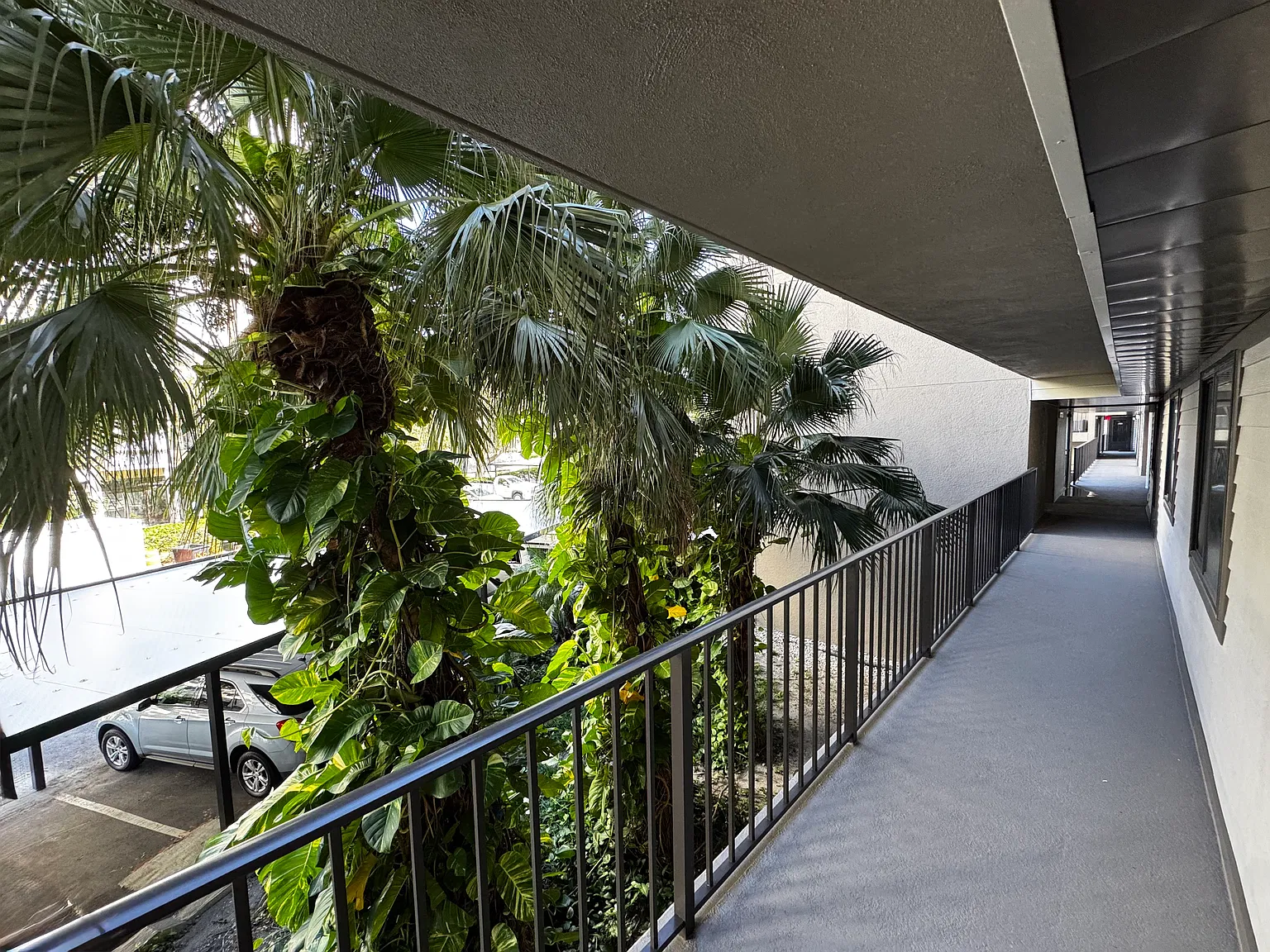 650 Island Way — Photo 3