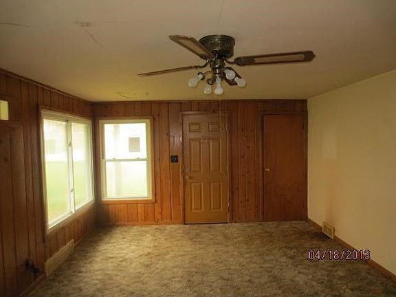 2nd image of 211 Hunter Ave