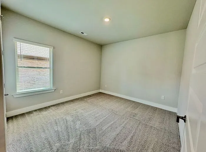207 John Clift Cir — Photo 23