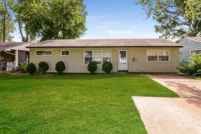 10120 Jett Dr photo 1