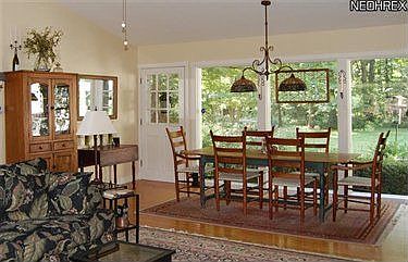 5th image of 18 Daisy Ln
