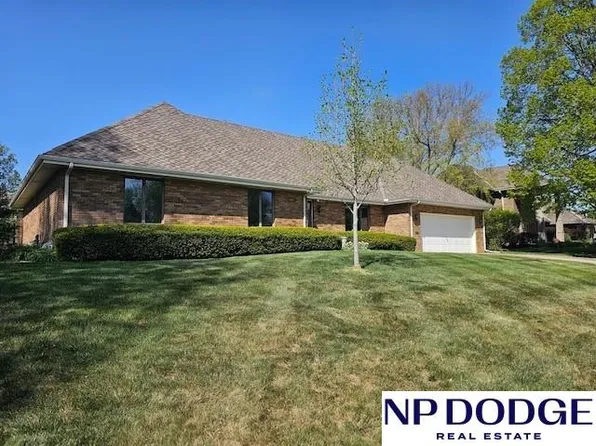 13276 Seward St, Omaha, NE 68154