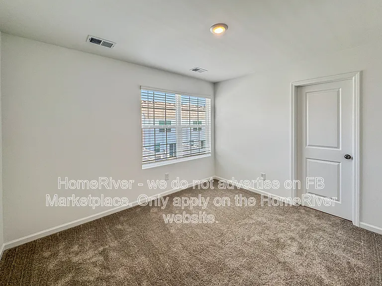 312 Livesey Ln — Photo 6