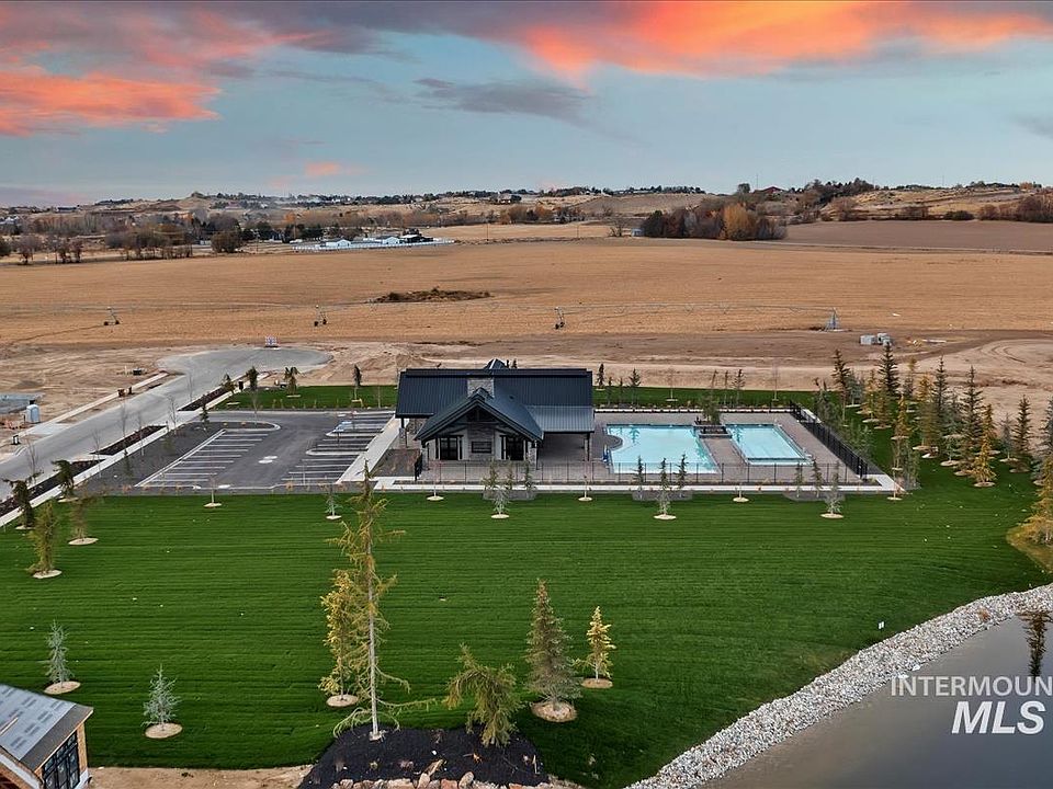 2nd image of 3772 N Harvest Moon Way