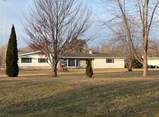12100 Hankerd Rd, Pleasant Lake, MI 49272