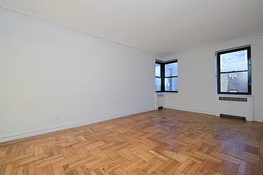 2685 Creston Avenue, #1K