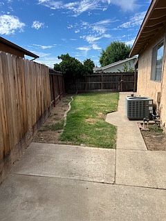 2nd image of 1385 Fair Oaks Ct