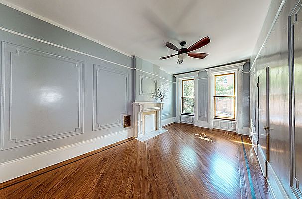 1st image of 1431 Pacific St #1