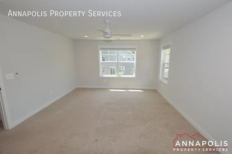503 Highland Dr — Photo 10