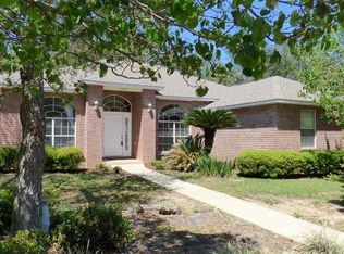 1183 Old Trail Rd, Gulf Breeze, FL 32563