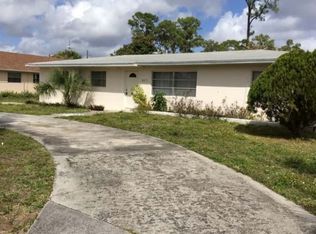5807 Mango Rd, West Palm Beach, FL 33413