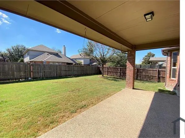 3901 Jeanette Ln, McKinney, TX 75071