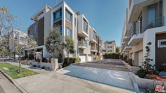 1st image of 3623 Grand Promenade Ln