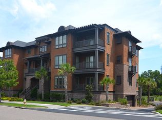 250 Island Park Dr UNIT 206, Daniel Island, SC 29492