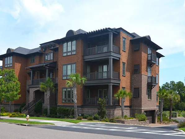 250 Island Park Dr Unit 206, Daniel Island, SC 29492