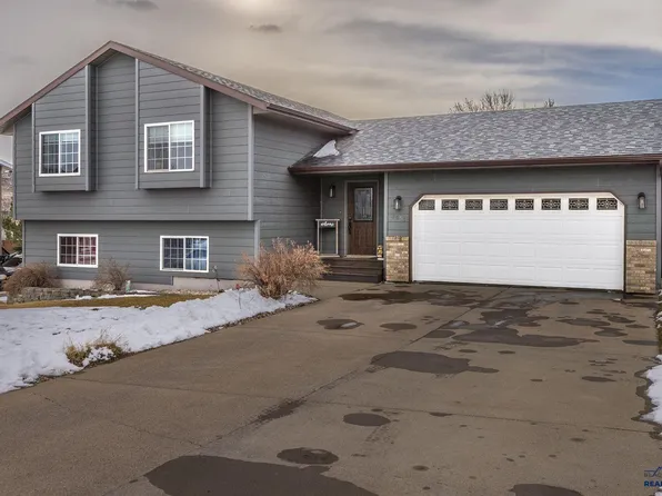 8551 Stables Dr, Piedmont, SD 57769
