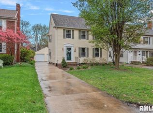 2104 S Glenwood Ave, Springfield, IL 62704