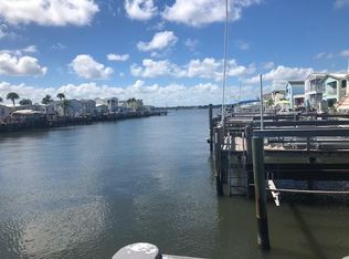272 Nettles Blvd, Jensen Beach, FL 34957