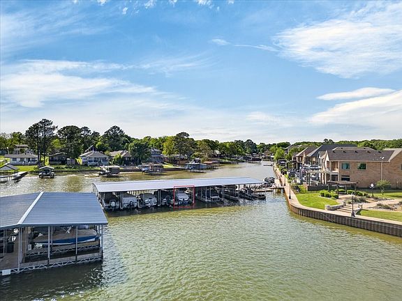 5th image of 128 Marina Dr