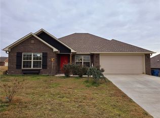 2125 Carlisle St, Gentry, AR 72734