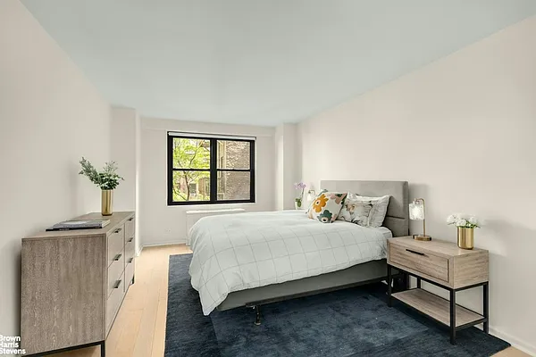 Rented by Brown Harris Stevens | media 4