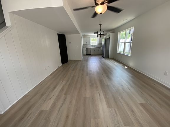 2nd image of 2068 Aster Dr