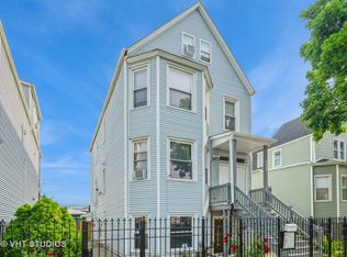 3421 W Melrose St, Chicago, IL 60618