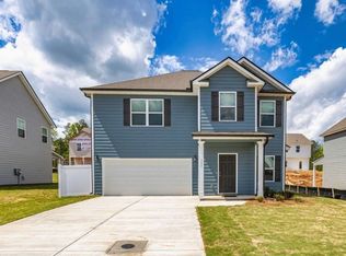 302 Bertha Honey Stewart Dr, Jackson, GA 30233