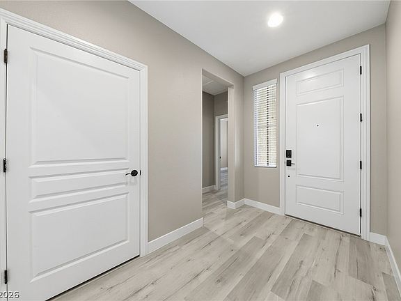 3rd image of 10310 Glacier Mist Ave