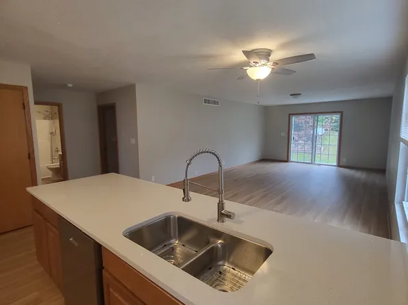 4412 Ashchanjali Ct, Rockford, IL 61107