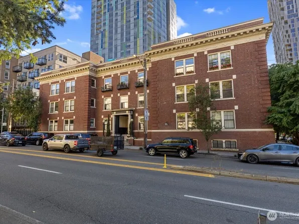 615 Boren Avenue #8, Seattle, WA 98104