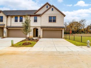 800 Homeplace Cir, Mansfield, TX 76063