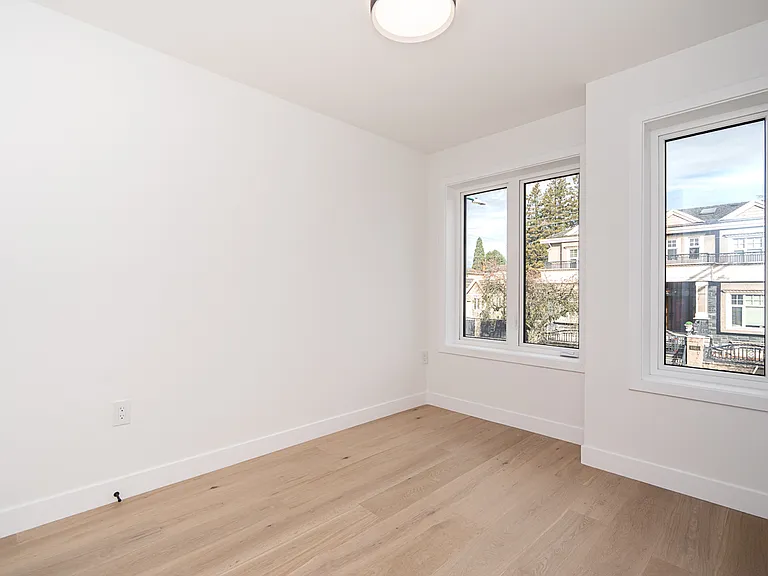 6812 Oak St #A — Photo 12