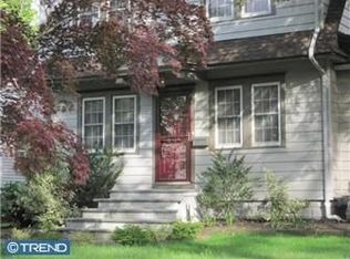 256 Rhoads Ave, Haddonfield, NJ 08033