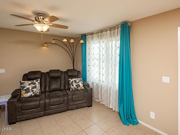 5th image of 30 Eastwind Dr