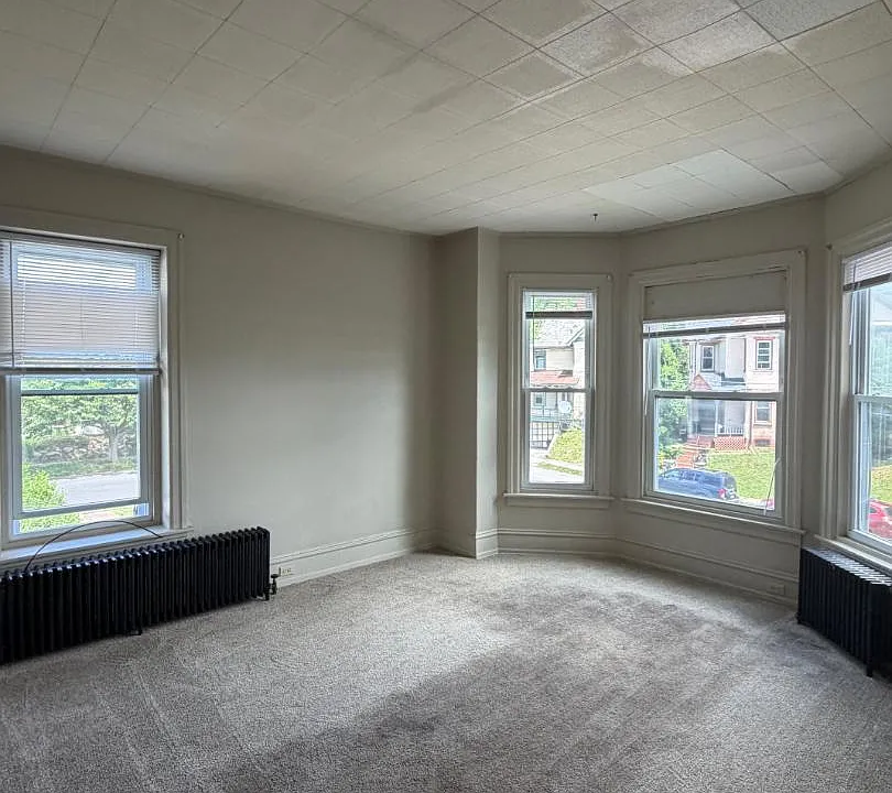 727 Hepburn St #2N