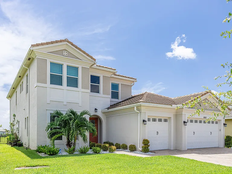 5850 Whippoorwill Cir — Photo 1