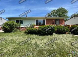 34360 Lynn Dr, Romulus, MI 48174