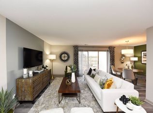 811 Antique Ct #L-801A, Indianapolis, IN 46260