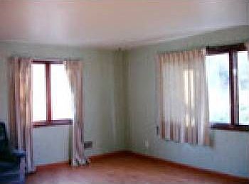 2nd image of 211 Dix Rd